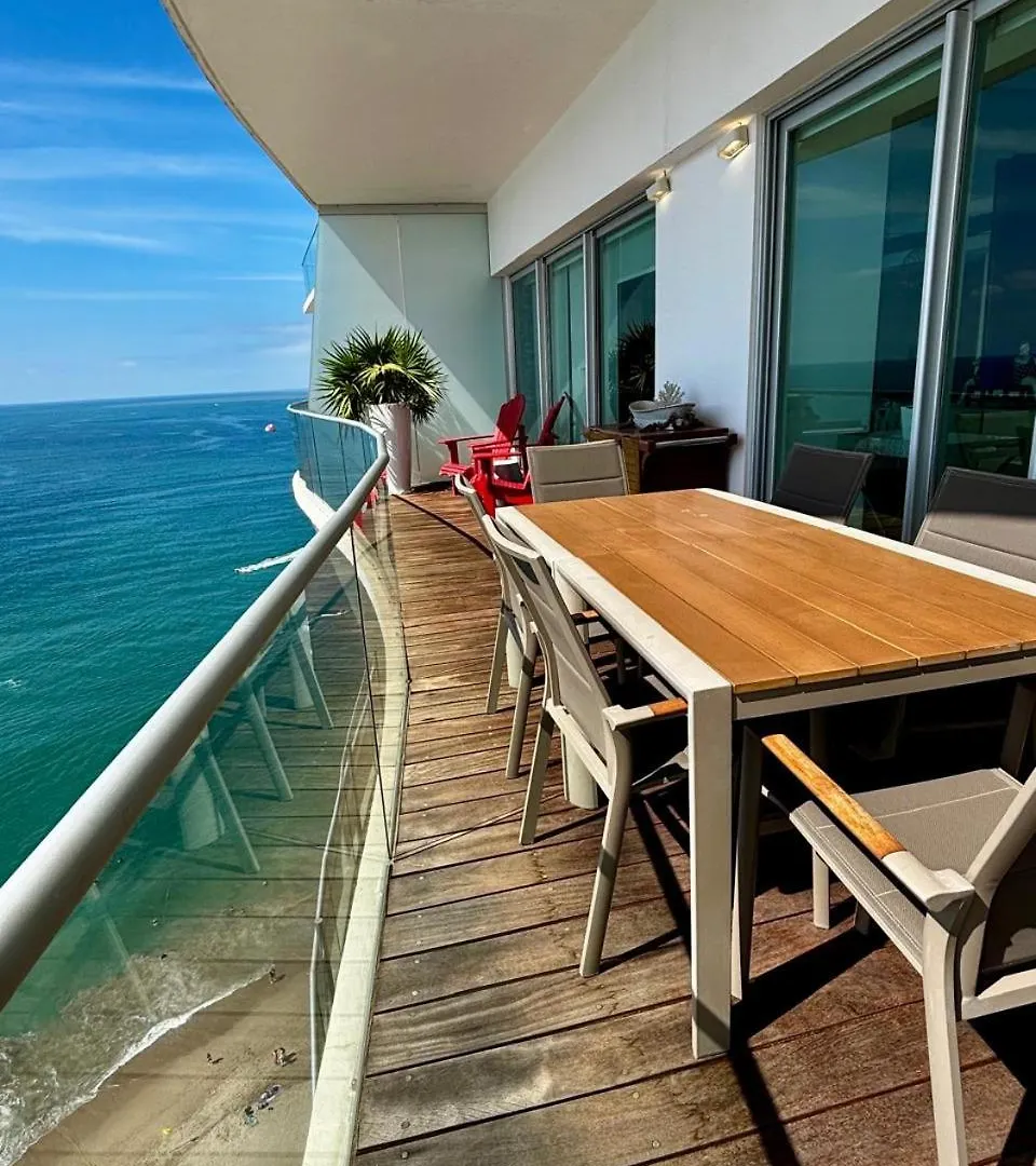 Departamento en Icon Puerto Vallarta con Vista al Mar