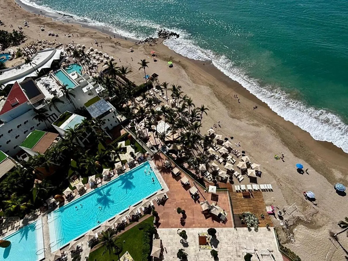 Departamento en Icon Puerto Vallarta con Vista al Mar